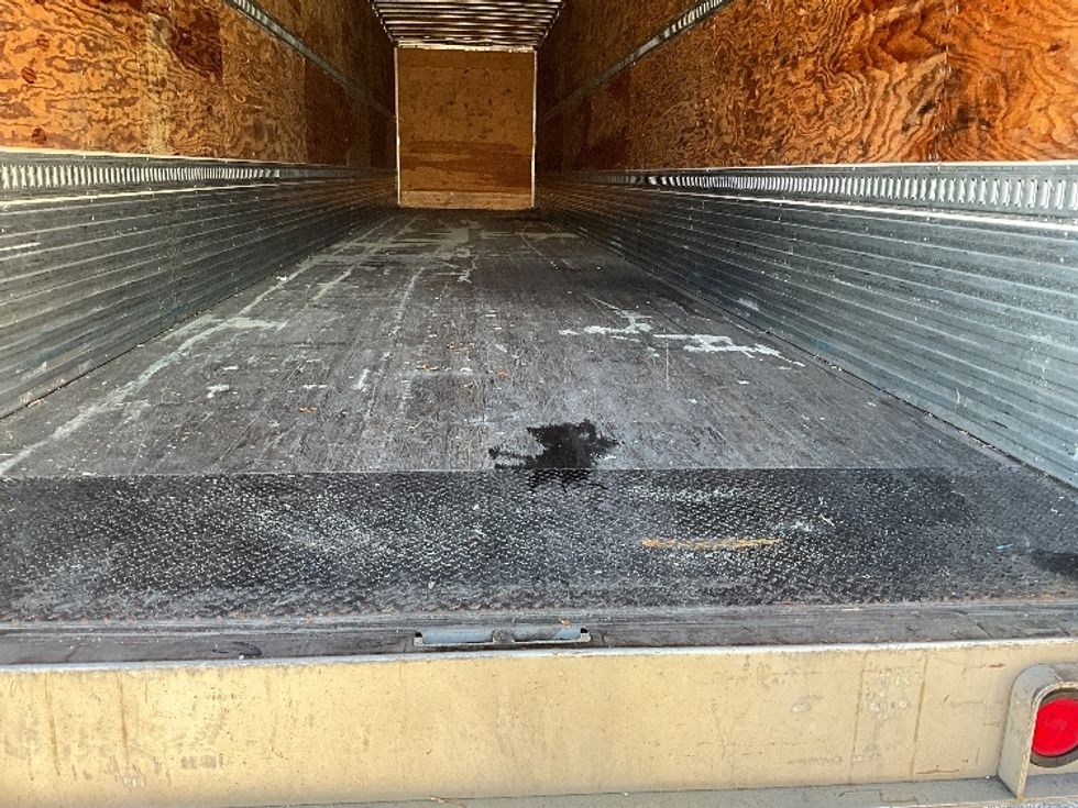 Dry Van Trailer-Semi Trailers-Utility-2015-Trailer-Daytona Beach-FL-81,862\n\t\tmiles-$ 15,500 - Image 8