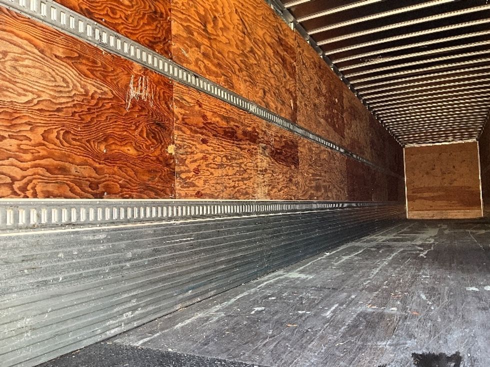 Dry Van Trailer-Semi Trailers-Utility-2015-Trailer-Daytona Beach-FL-81,862\n\t\tmiles-$ 15,500 - Image 9