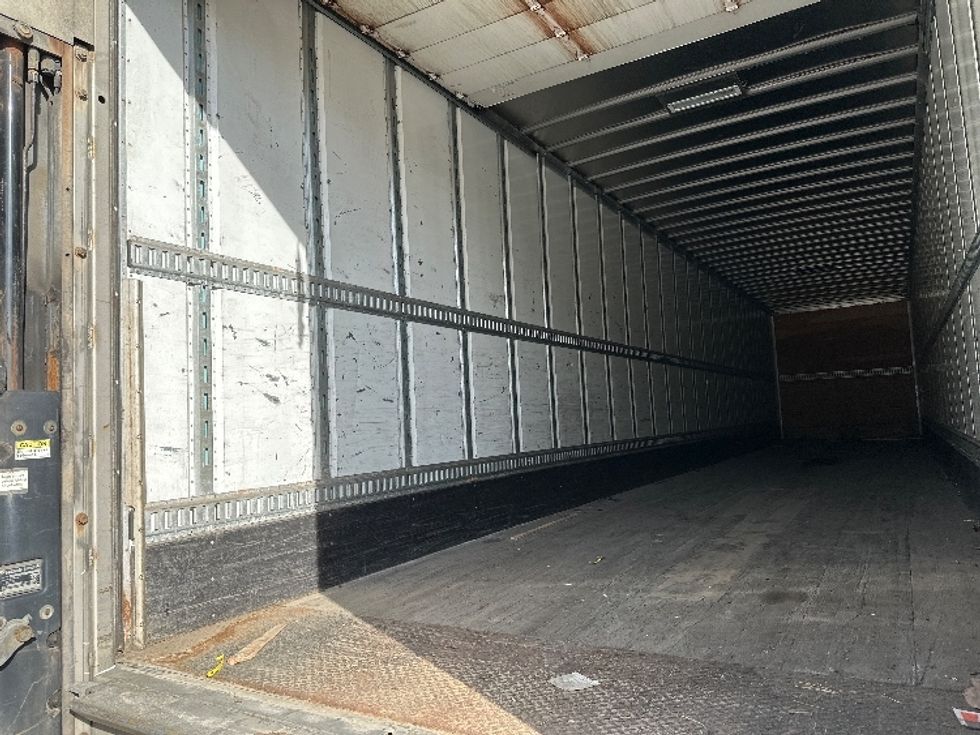 Dry Van Trailer-Semi Trailers-Utility-2015-Trailer-Delaware-OH-464,469\n\t\tmiles-$ 16,000 - Image 9