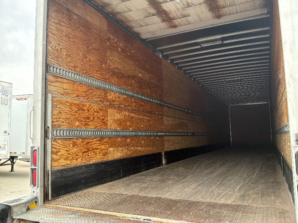Dry Van Trailer-Semi Trailers-Utility-2015-Trailer-Des Moines-IA-255,720\n\t\tmiles-$ 17,000 - Image 9