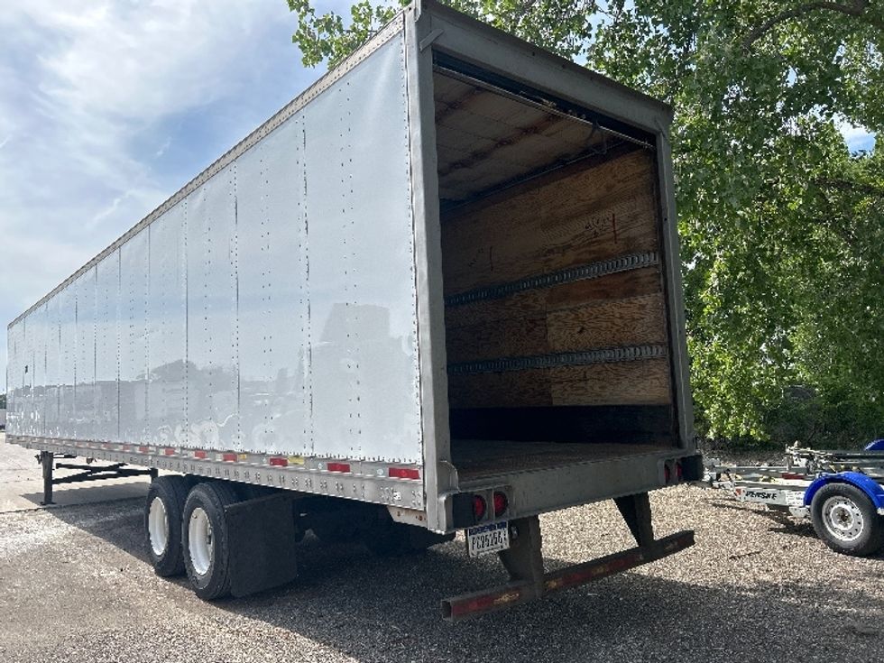 Dry Van Trailer-Semi Trailers-Utility-2015-Trailer-Des Moines-IA-800,001\n\t\tmiles-$ 16,250 - Image 7