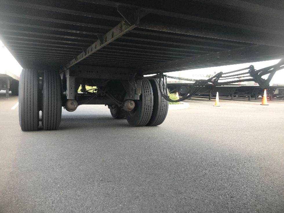 Dry Van Trailer-Semi Trailers-Utility-2015-Trailer-Everett-WA-597,467\n\t\tmiles-$ 15,500 - Image 5