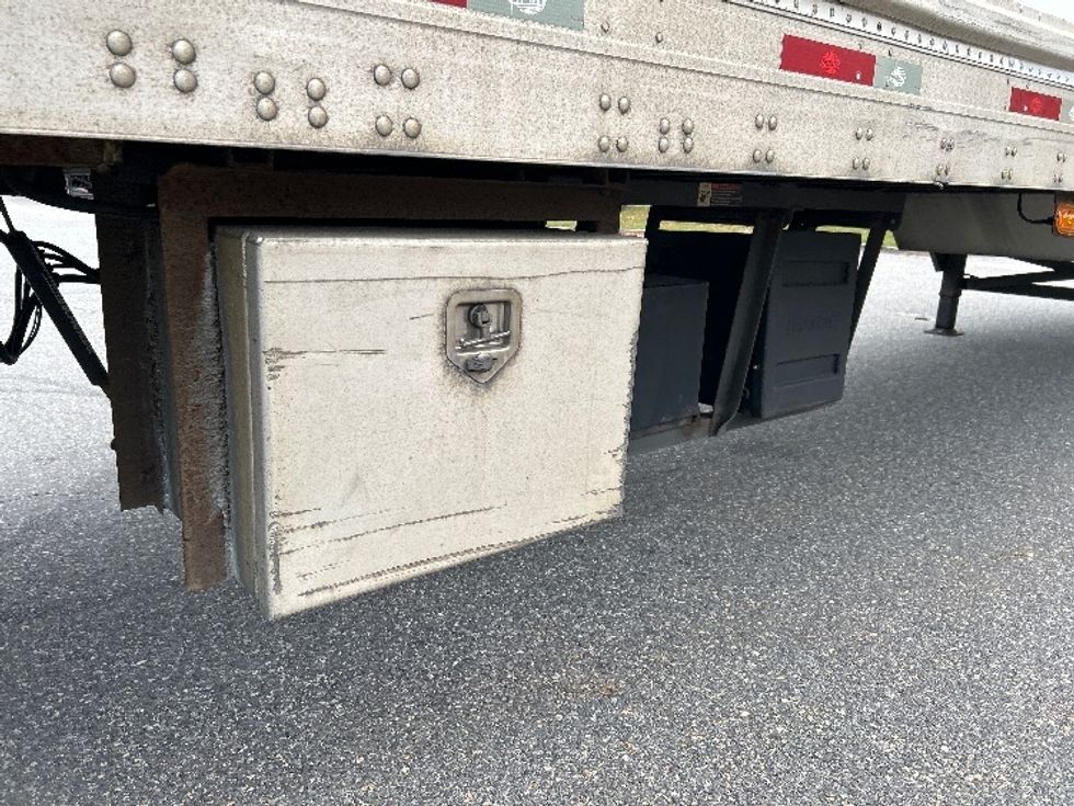 Dry Van Trailer-Semi Trailers-Utility-2015-Trailer-Fitchburg-MA-270,963\n\t\tmiles-$ 15,500 - Image 11