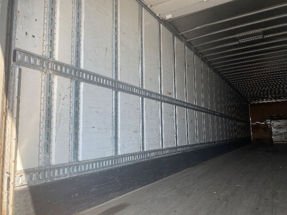 Dry Van Trailer-Semi Trailers-Utility-2015-Trailer-Frederick-MD-315,344\n\t\tmiles-$ 15,500 - Image 9