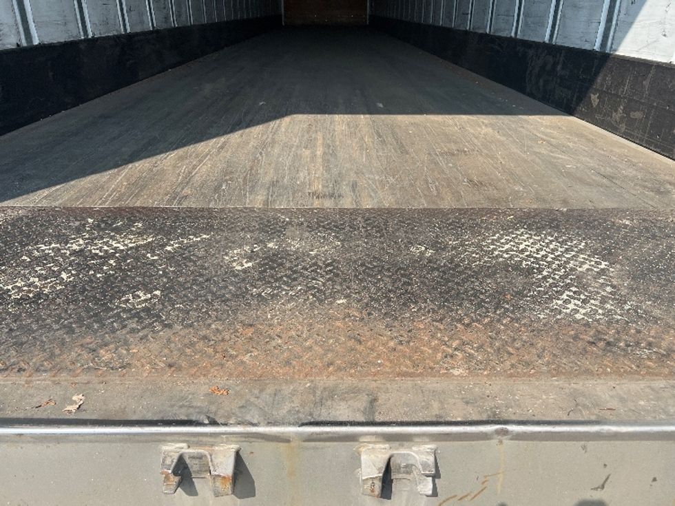 Dry Van Trailer-Semi Trailers-Utility-2015-Trailer-Fredonia-NY-378,569\n\t\tmiles-$ 15,000 - Image 8