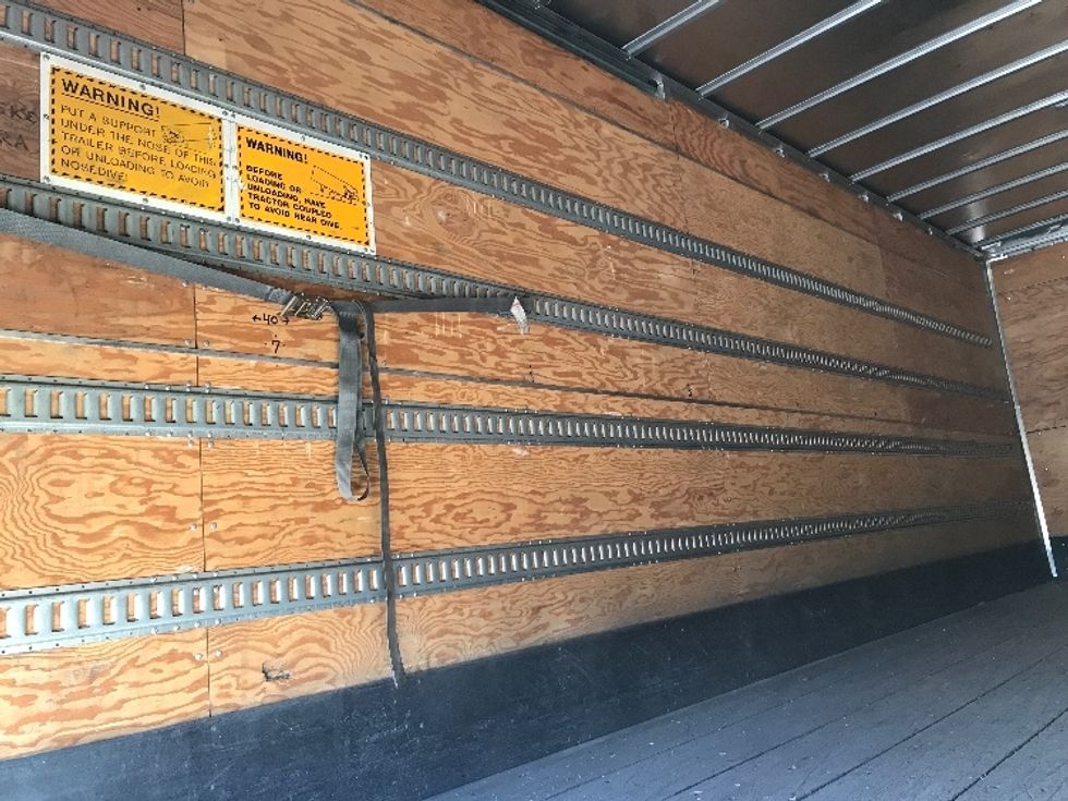 Dry Van Trailer-Semi Trailers-Utility-2015-Trailer-Greeley-CO-223,380\n\t\tmiles-$ 12,750 - Image 9