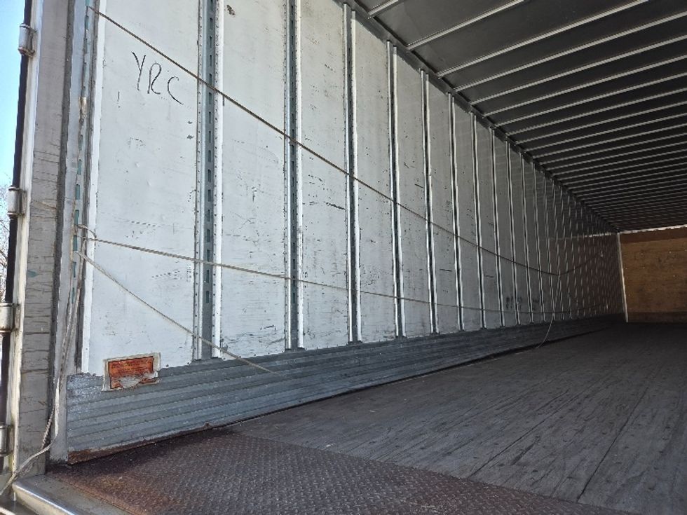 Dry Van Trailer-Semi Trailers-Utility-2015-Trailer-Huntington-WV-236,451\n\t\tmiles-$ 15,000 - Image 9