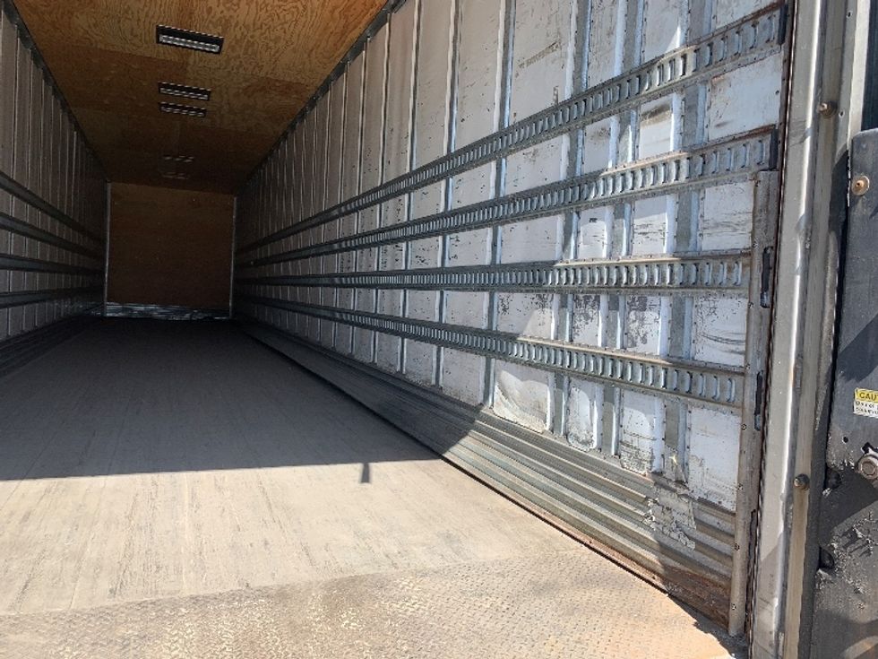 Dry Van Trailer-Semi Trailers-Utility-2015-Trailer-Jessup-PA-362,912\n\t\tmiles-$ 14,500 - Image 10