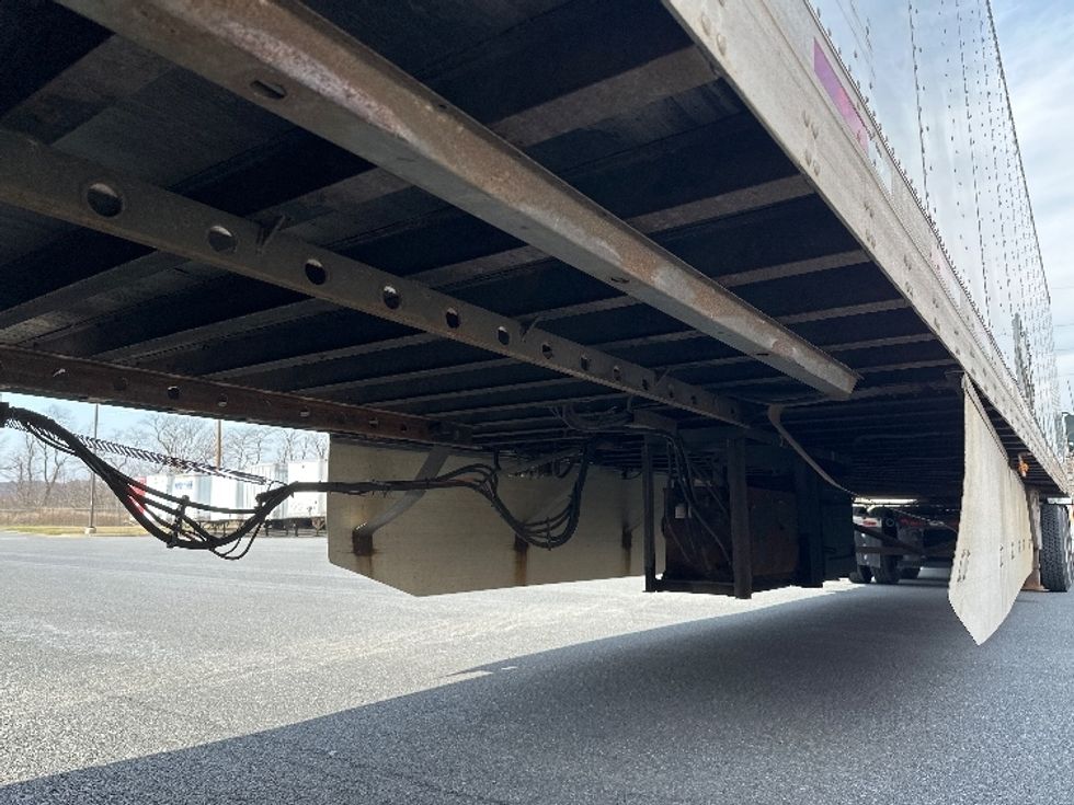 Dry Van Trailer-Semi Trailers-Utility-2015-Trailer-Kutztown-PA-304,745\n\t\tmiles-$ 16,750 - Image 5