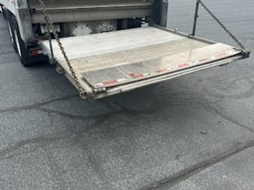 Dry Van Trailer-Semi Trailers-Utility-2015-Trailer-Kutztown-PA-372,774\n\t\tmiles-$ 16,750 - Image 7