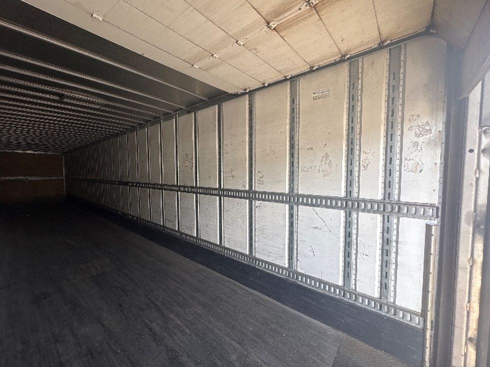 Dry Van Trailer-Semi Trailers-Utility-2015-Trailer-Linden-NJ-308,186\n\t\tmiles-$ 15,500 - Image 10