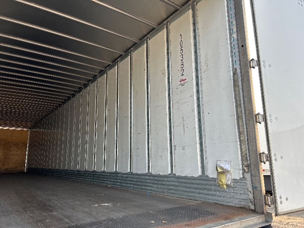 Dry Van Trailer-Semi Trailers-Utility-2015-Trailer-Liverpool-NY-71,194\n\t\tmiles-$ 15,000 - Image 9