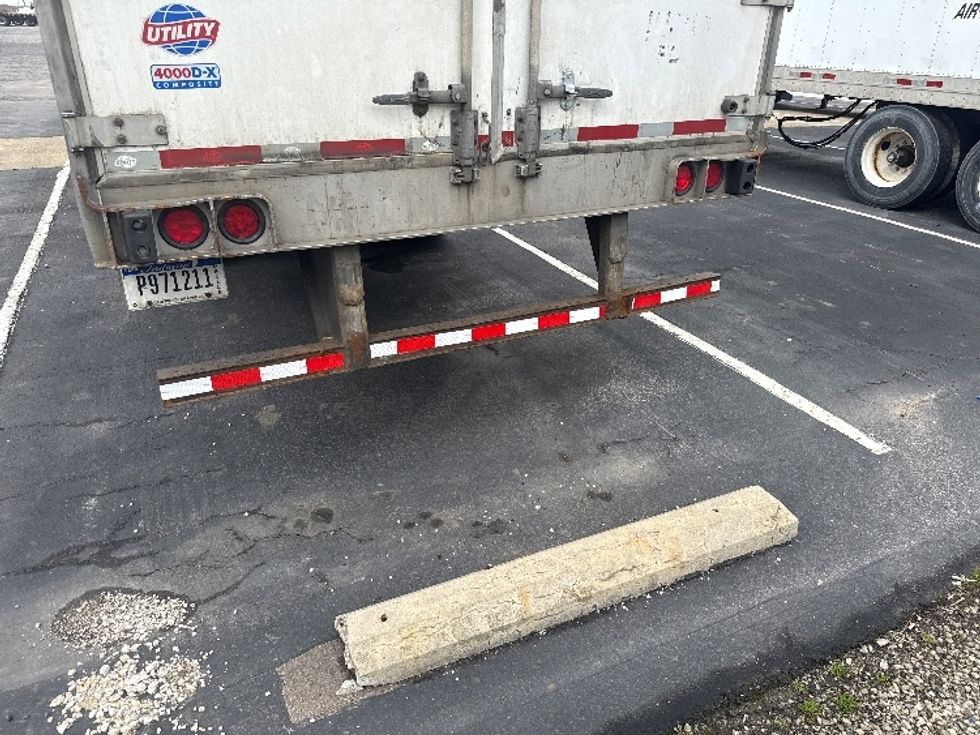 Dry Van Trailer-Semi Trailers-Utility-2015-Trailer-Mansfield-OH-565,801\n\t\tmiles-$ 15,000 - Image 7