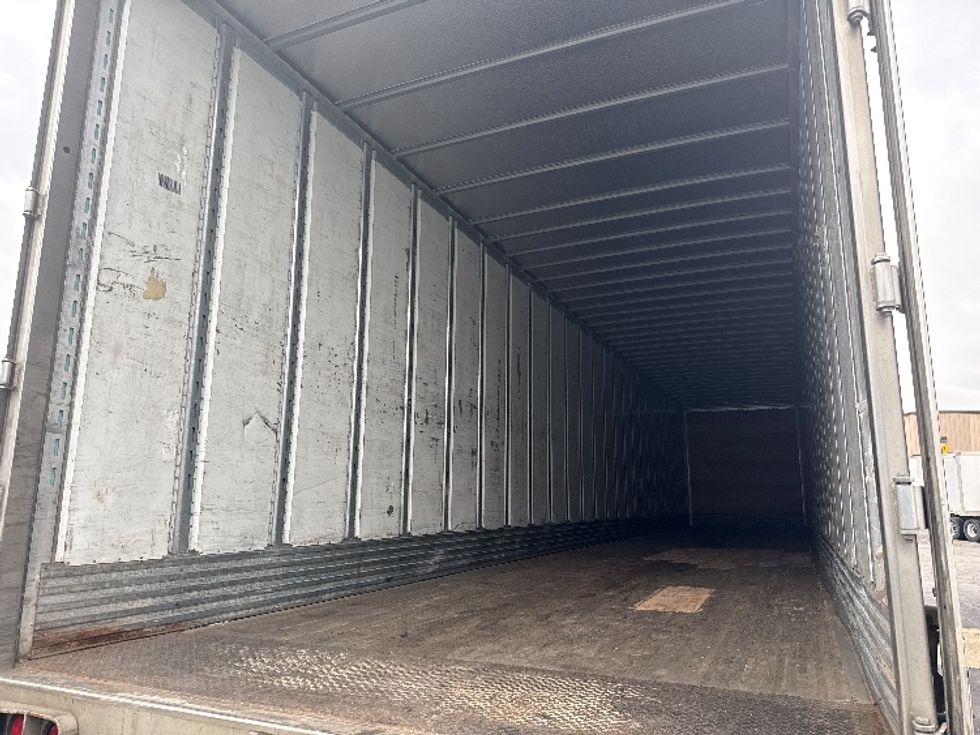 Dry Van Trailer-Semi Trailers-Utility-2015-Trailer-Mansfield-OH-565,801\n\t\tmiles-$ 15,000 - Image 9