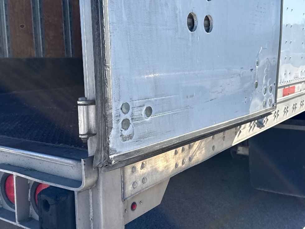 Dry Van Trailer-Semi Trailers-Utility-2015-Trailer-Mcdonough-GA-319,869\n\t\tmiles-$ 15,500 - Image 15