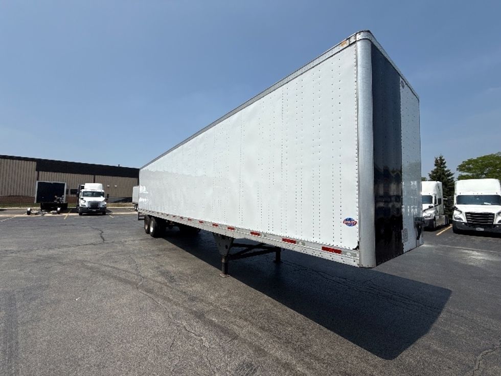 Dry Van Trailer-Semi Trailers-Utility-2015-Trailer-Milwaukee-WI-146,823\n\t\tmiles-$ 12,750 - Image 1