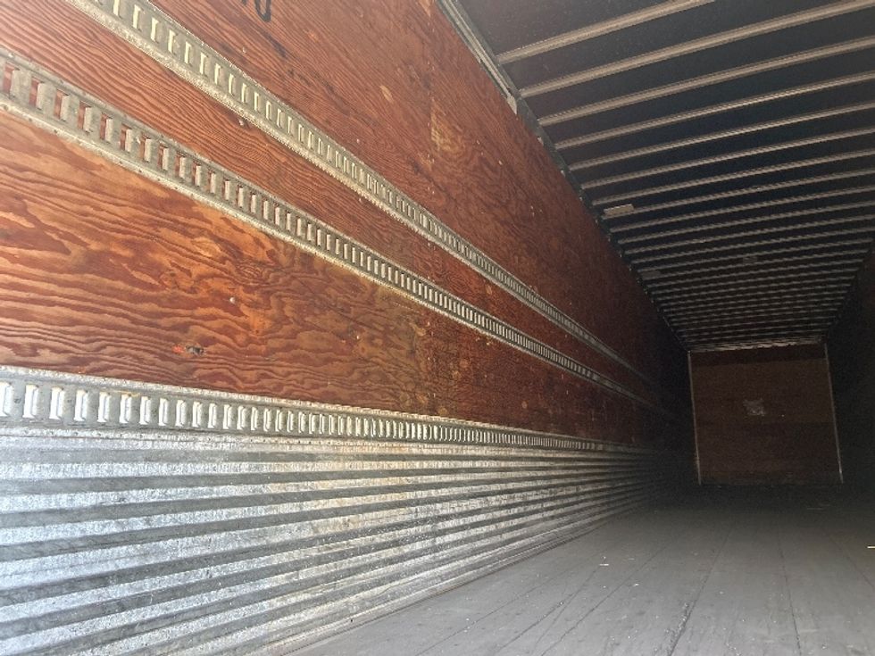 Dry Van Trailer-Semi Trailers-Utility-2015-Trailer-Moberly-MO-109,042\n\t\tmiles-$ 14,000 - Image 8