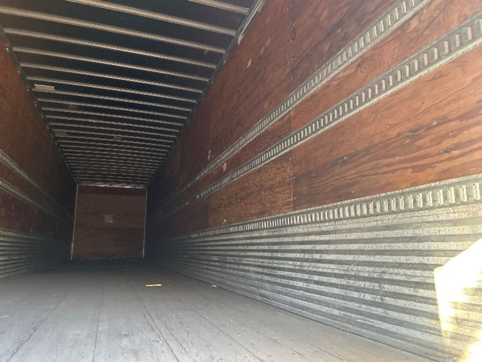 Dry Van Trailer-Semi Trailers-Utility-2015-Trailer-Moberly-MO-109,042\n\t\tmiles-$ 14,000 - Image 9