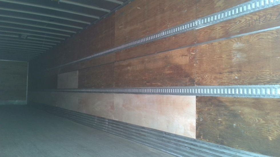 Dry Van Trailer-Semi Trailers-Utility-2015-Trailer-Perrysburg-OH-471,102\n\t\tmiles-$ 14,750 - Image 10