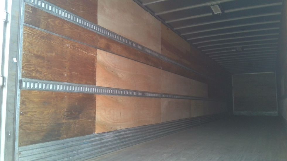 Dry Van Trailer-Semi Trailers-Utility-2015-Trailer-Perrysburg-OH-471,102\n\t\tmiles-$ 14,750 - Image 9