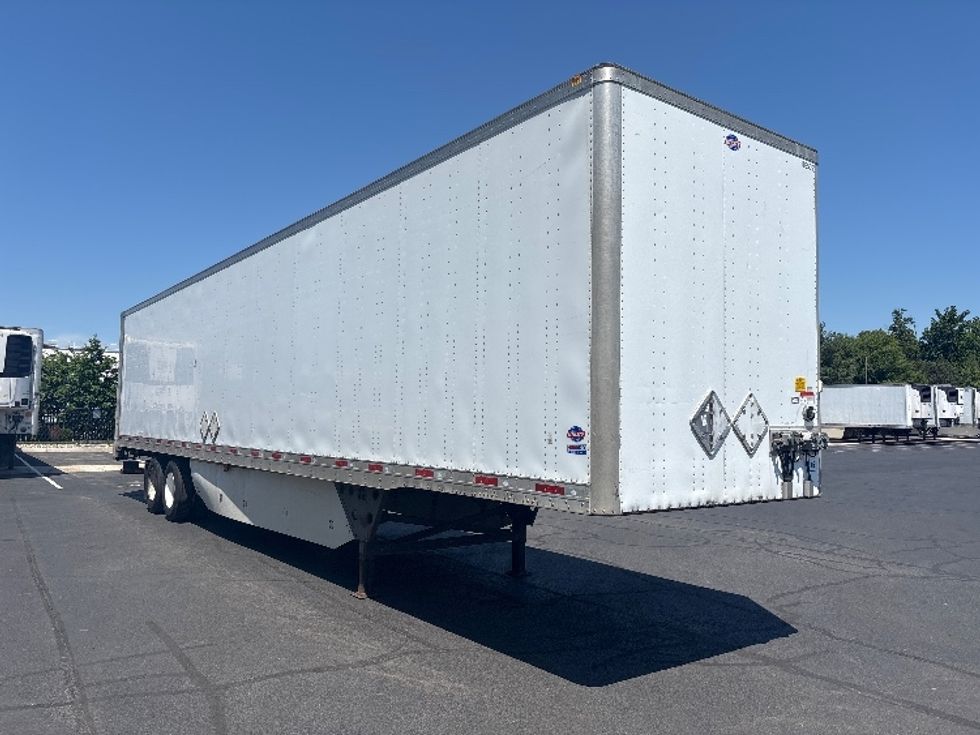 Dry Van Trailer-Semi Trailers-Utility-2015-Trailer-Roanoke-VA-249,284\n\t\tmiles-$ 9,500 - Image 1