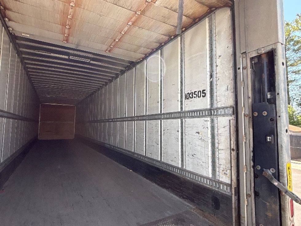 Dry Van Trailer-Semi Trailers-Utility-2015-Trailer-Roanoke-VA-249,284\n\t\tmiles-$ 9,500 - Image 10