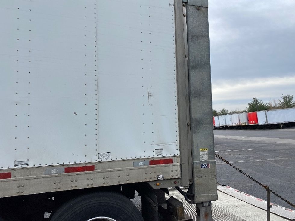 Dry Van Trailer-Semi Trailers-Utility-2015-Trailer-Roanoke-VA-300,269\n\t\tmiles-$ 16,500 - Image 17