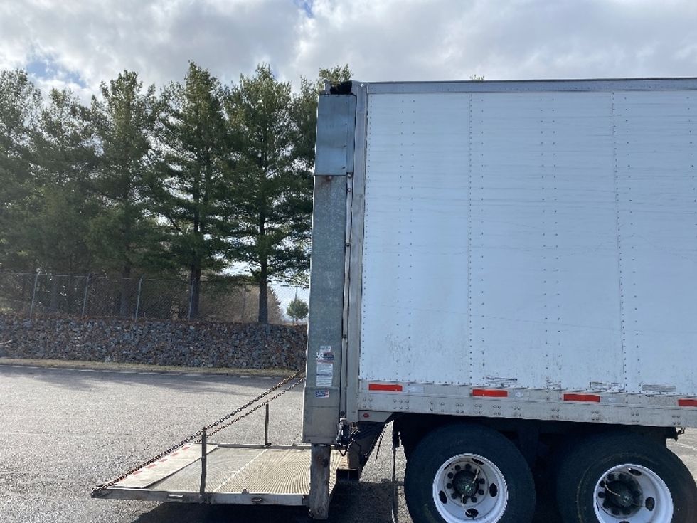 Dry Van Trailer-Semi Trailers-Utility-2015-Trailer-Roanoke-VA-353,067\n\t\tmiles-$ 16,500 - Image 12