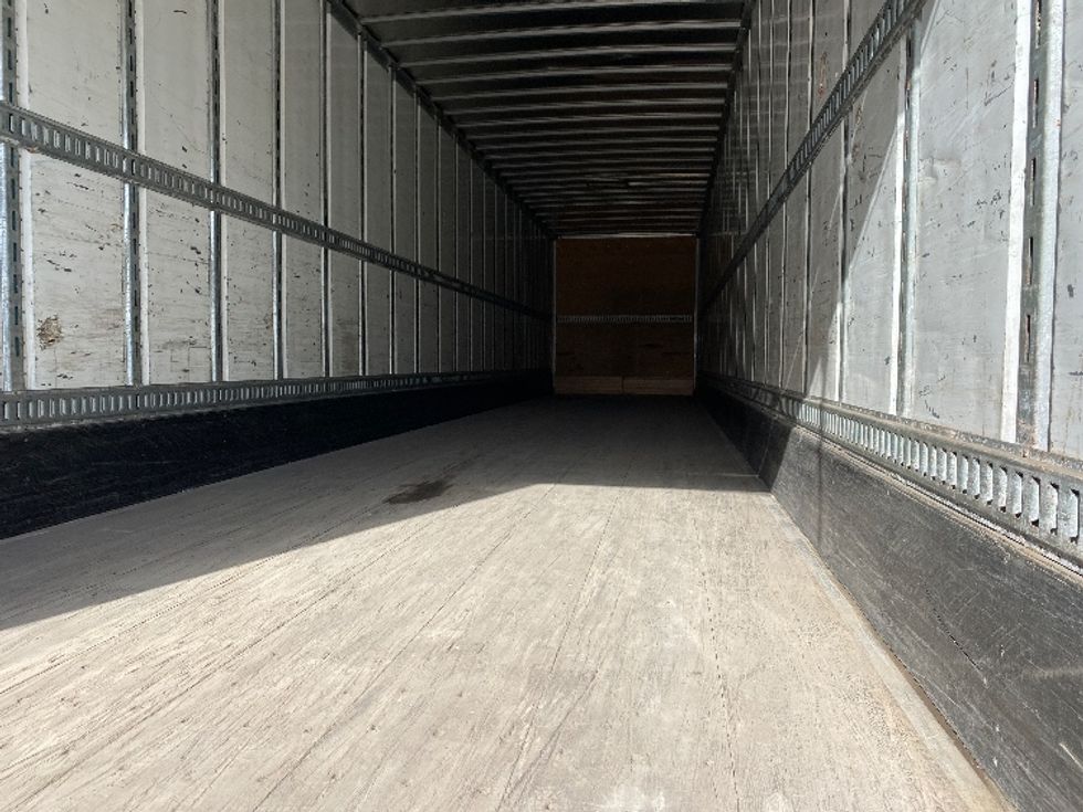 Dry Van Trailer-Semi Trailers-Utility-2015-Trailer-Roanoke-VA-353,067\n\t\tmiles-$ 16,500 - Image 9