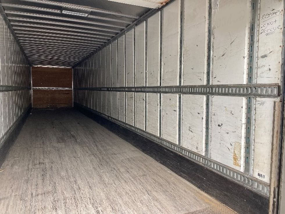 Dry Van Trailer-Semi Trailers-Utility-2015-Trailer-Roanoke-VA-421,240\n\t\tmiles-$ 19,250 - Image 10
