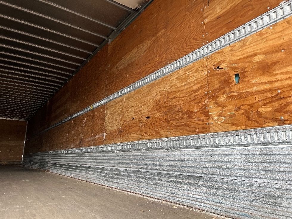 Dry Van Trailer-Semi Trailers-Utility-2015-Trailer-Rochester-NY-151,407\n\t\tmiles-$ 16,000 - Image 9