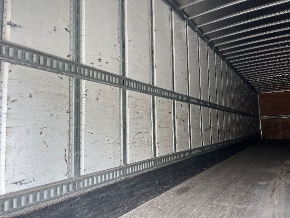 Dry Van Trailer-Semi Trailers-Utility-2015-Trailer-Salem-VA-341,844\n\t\tmiles-$ 16,500 - Image 9