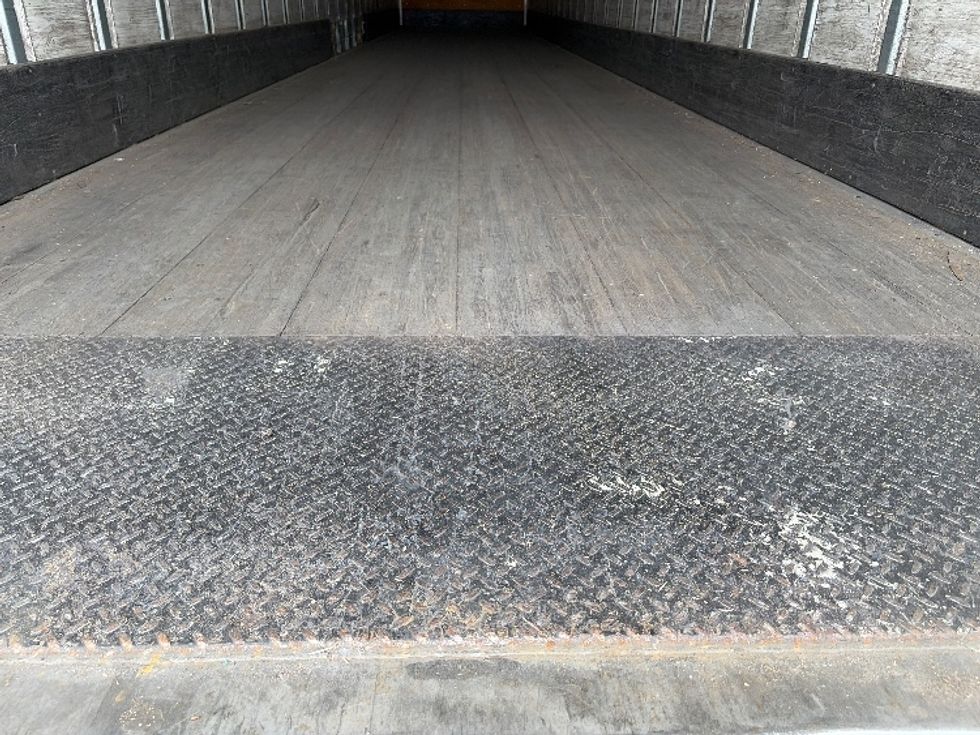 Dry Van Trailer-Semi Trailers-Utility-2015-Trailer-San Antonio-TX-181,562\n\t\tmiles-$ 15,500 - Image 7