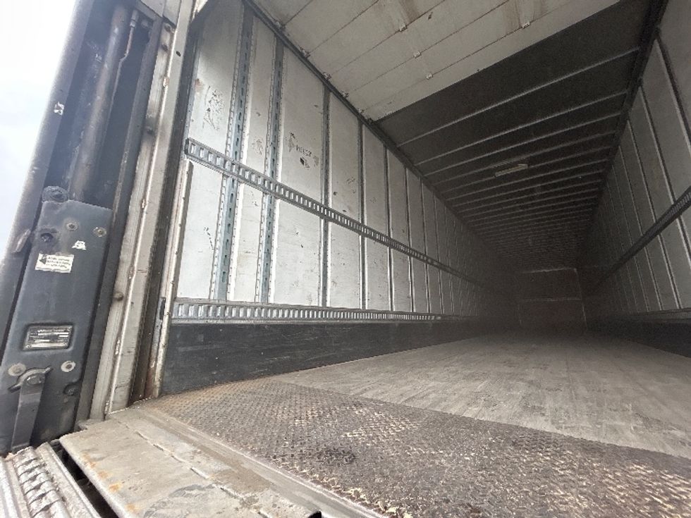 Dry Van Trailer-Semi Trailers-Utility-2015-Trailer-South Plainfield-NJ-308,186\n\t\tmiles-$ 15,500 - Image 9