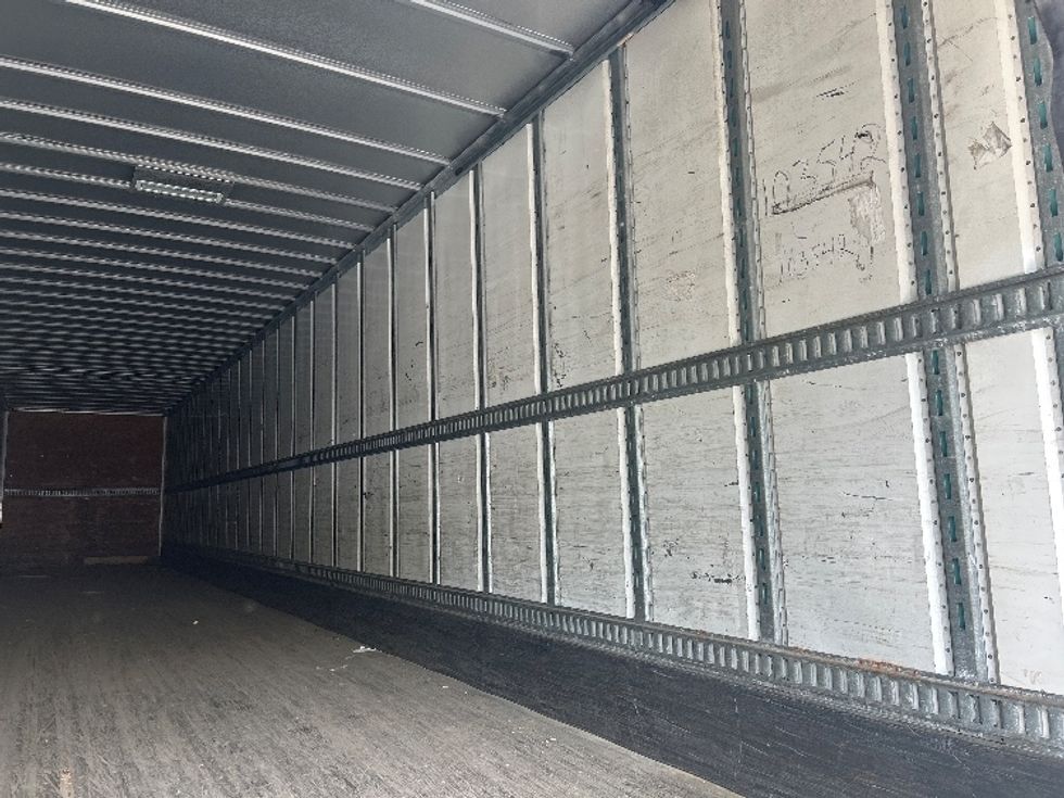 Dry Van Trailer-Semi Trailers-Utility-2015-Trailer-Swedesboro-NJ-252,845\n\t\tmiles-$ 15,000 - Image 10
