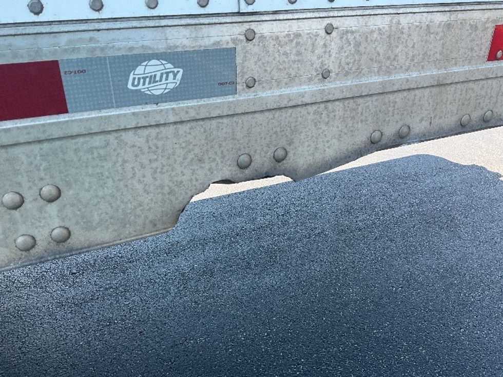 Dry Van Trailer-Semi Trailers-Utility-2015-Trailer-Swedesboro-NJ-506,559\n\t\tmiles-$ 15,000 - Image 12