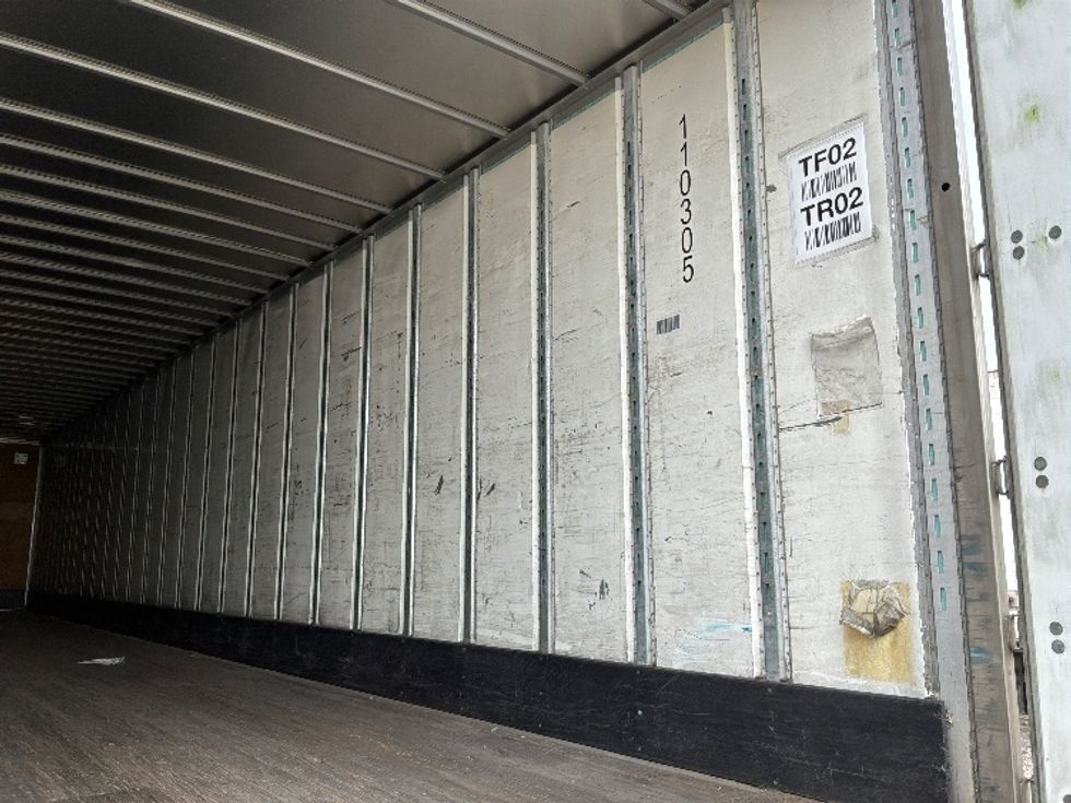 Dry Van Trailer-Semi Trailers-Utility-2015-Trailer-York-PA-338,031\n\t\tmiles-$ 16,000 - Image 10