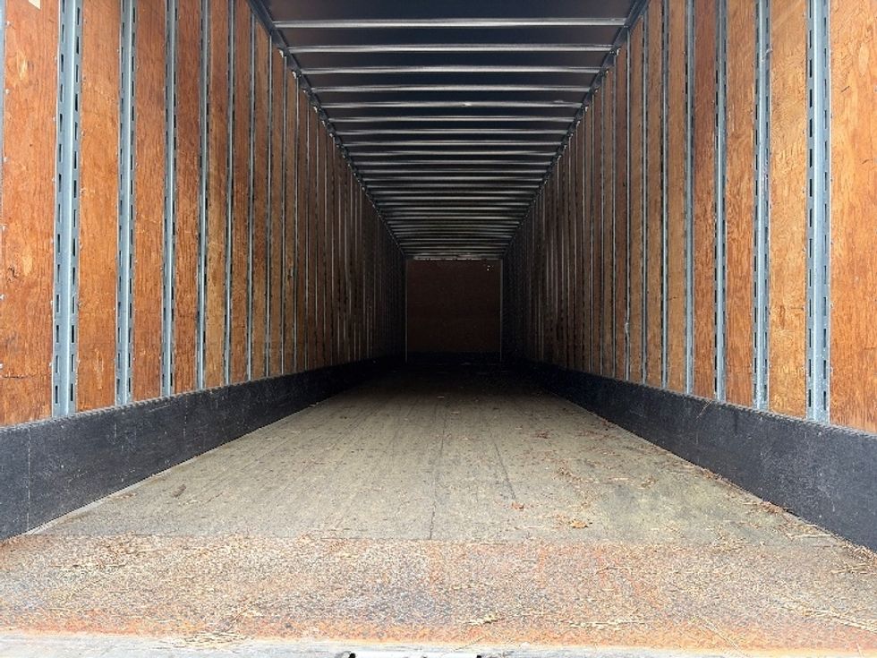 Dry Van Trailer-Semi Trailers-Utility-2016-Trailer-Atlanta (Forest Park)-GA-168,000\n\t\tmiles-$ 18,000 - Image 7