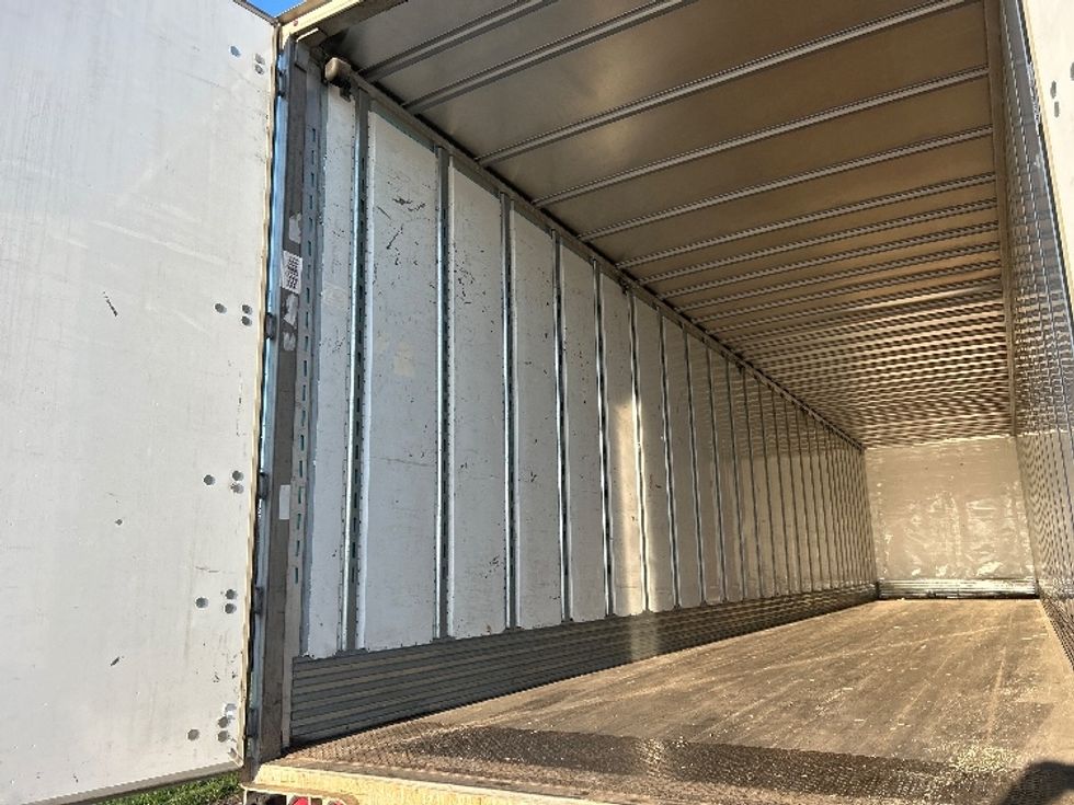 Dry Van Trailer-Semi Trailers-Utility-2016-Trailer-Berwick-PA-143,728\n\t\tmiles-$ 16,500 - Image 8