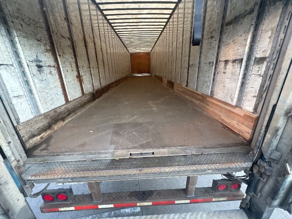 Dry Van Trailer-Semi Trailers-Utility-2016-Trailer-Carrollton-TX-581,002\n\t\tmiles-$ 16,500 - Image 8