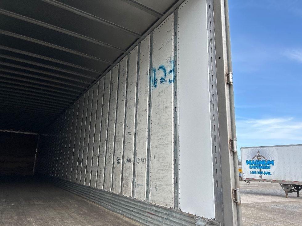 Dry Van Trailer-Semi Trailers-Utility-2016-Trailer-Earth City-MO-907,472\n\t\tmiles-$ 18,000 - Image 10