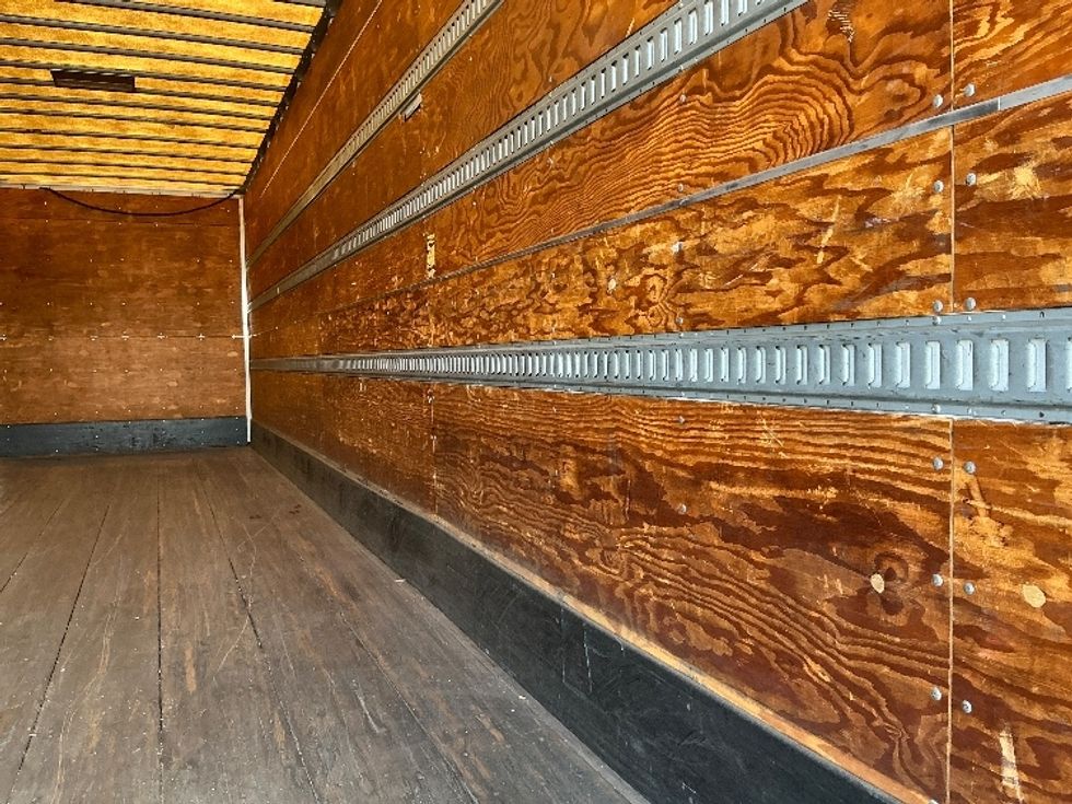 Dry Van Trailer-Semi Trailers-Utility-2016-Trailer-Fontana-CA-370,591\n\t\tmiles-$ 15,250 - Image 10