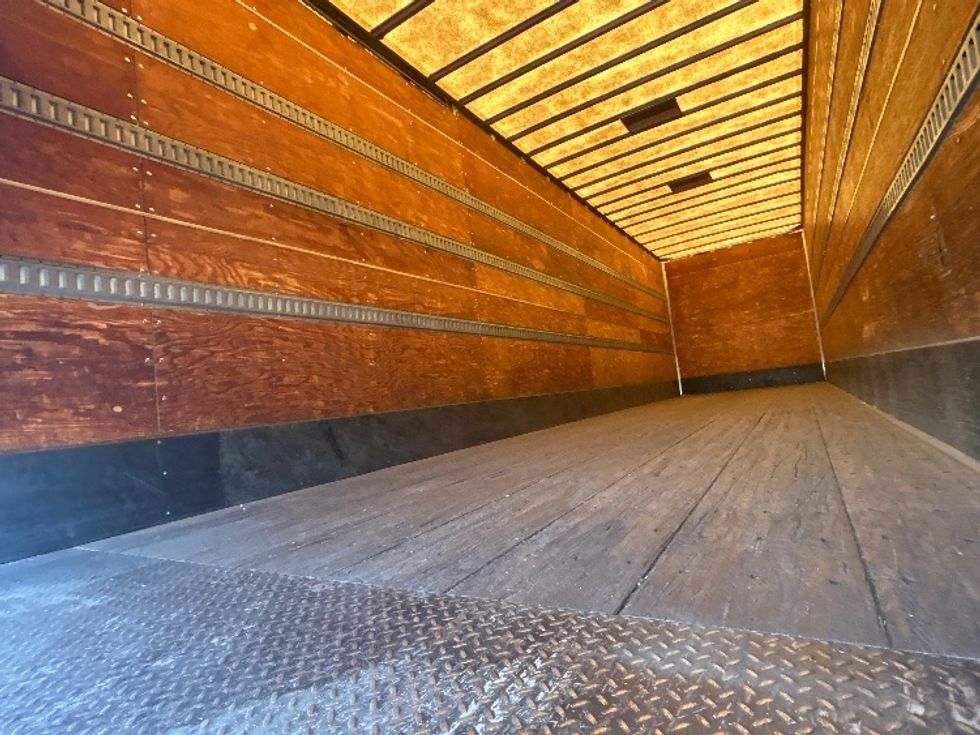 Dry Van Trailer-Semi Trailers-Utility-2016-Trailer-Fontana-CA-447,243\n\t\tmiles-$ 13,750 - Image 9
