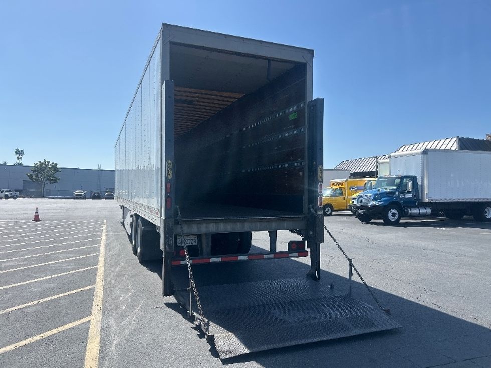 Dry Van Trailer-Semi Trailers-Utility-2016-Trailer-Fontana-CA-624,682\n\t\tmiles-$ 17,000 - Image 7
