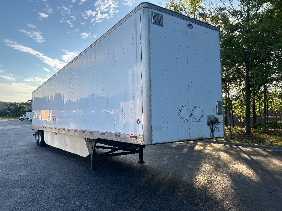 Dry Van Trailer-Semi Trailers-Utility-2016-Trailer-Forest Park-GA-220,213\n\t\tmiles-$ 18,000 - Image 1