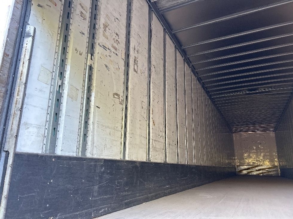 Dry Van Trailer-Semi Trailers-Utility-2016-Trailer-Fredericksburg-VA-126,388\n\t\tmiles-$ 16,500 - Image 8