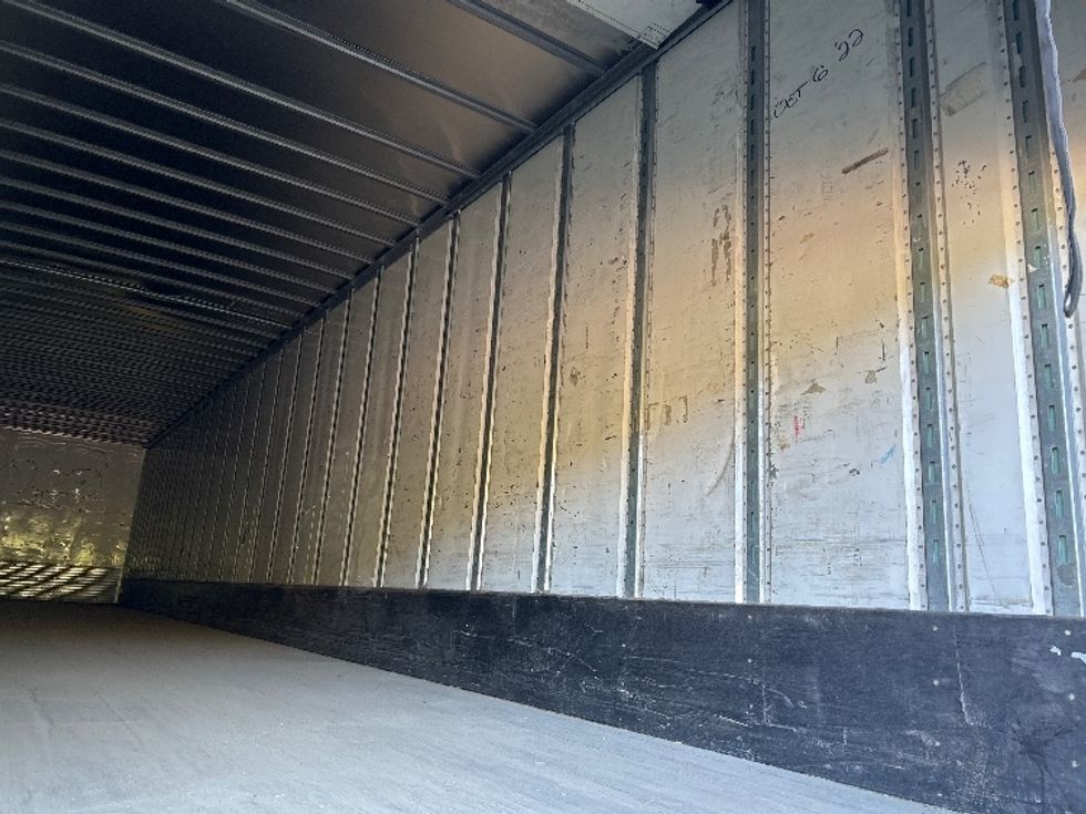 Dry Van Trailer-Semi Trailers-Utility-2016-Trailer-Fredericksburg-VA-126,388\n\t\tmiles-$ 16,500 - Image 9