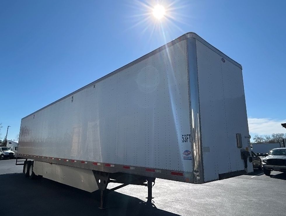 Dry Van Trailer-Semi Trailers-Utility-2016-Trailer-Greensboro-NC-324,029\n\t\tmiles-$ 17,000 - Image 1