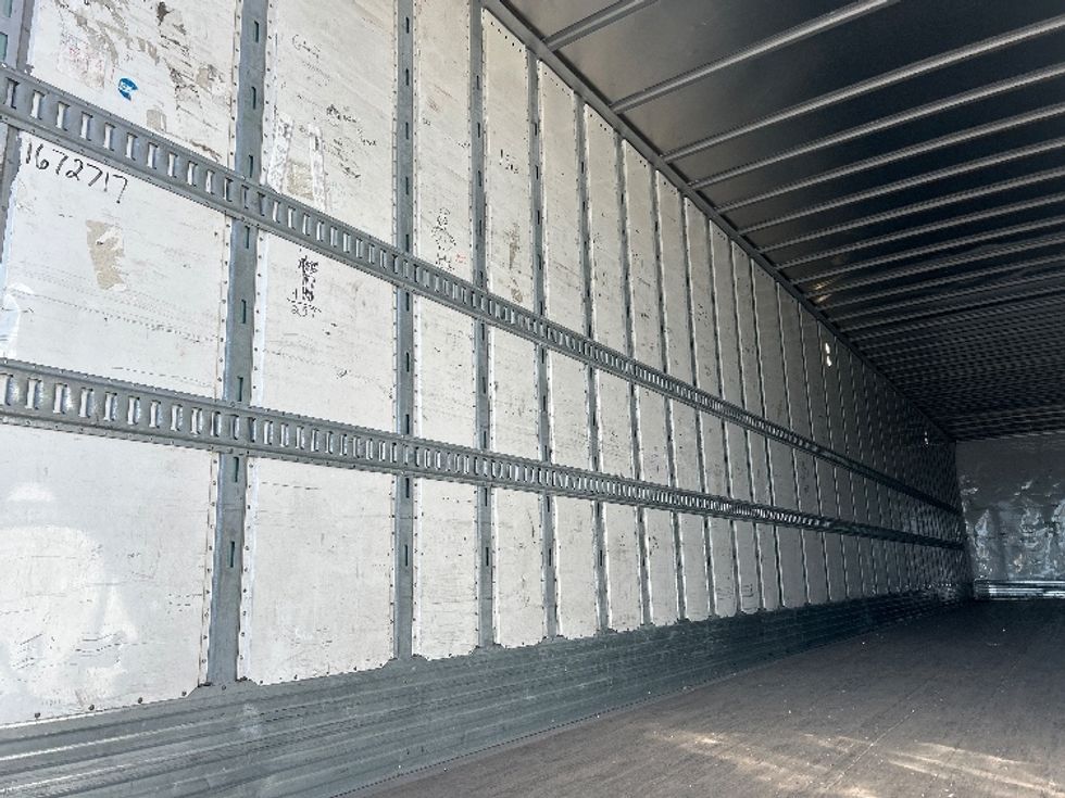 Dry Van Trailer-Semi Trailers-Utility-2016-Trailer-Greensboro-NC-324,029\n\t\tmiles-$ 17,000 - Image 9