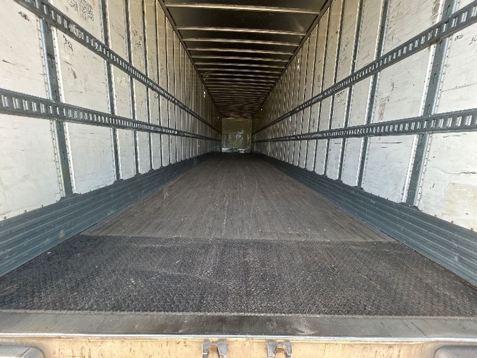 Dry Van Trailer-Semi Trailers-Utility-2016-Trailer-Greensboro-NC-497,910\n\t\tmiles-$ 18,000 - Image 7